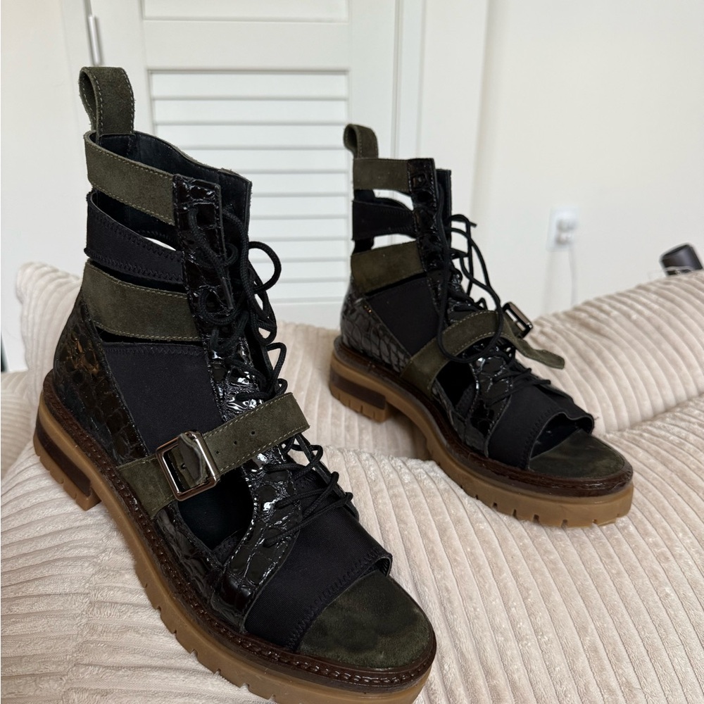 Free People Black and Green Sandals